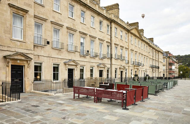 Bath accommodation