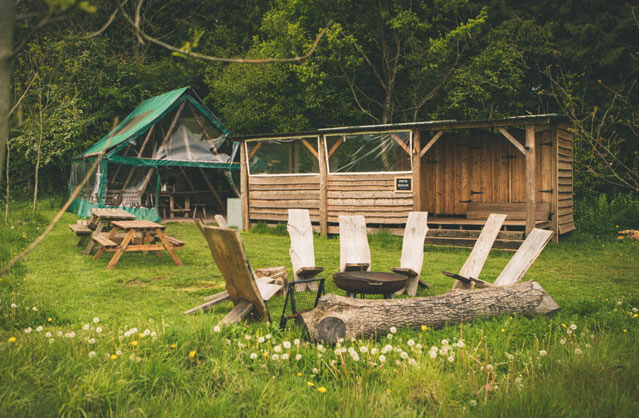 Bath accommodation