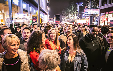 bar crawl hen party