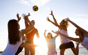 beach games hen party