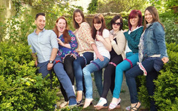 garter making hen party