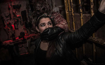 horror escape game hen party