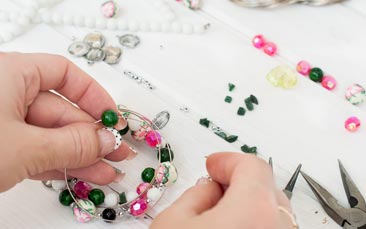 jewellery making hen party