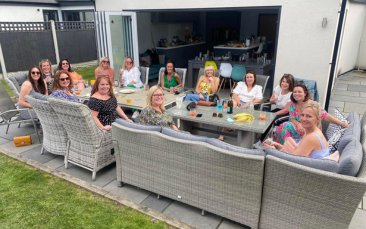 mobile bottomless brunch hen party