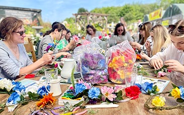 mobile floral wreath making hen party