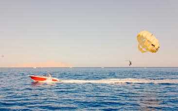 parasailing hen party