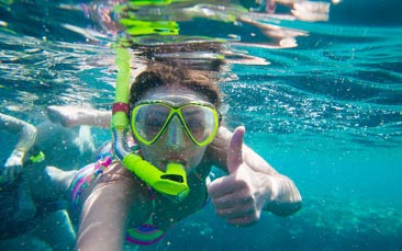 snorkelling hen party