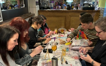 vulva painting class hen party