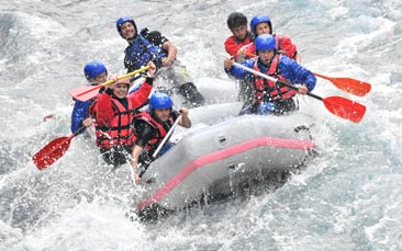 whitewater rafting hen party